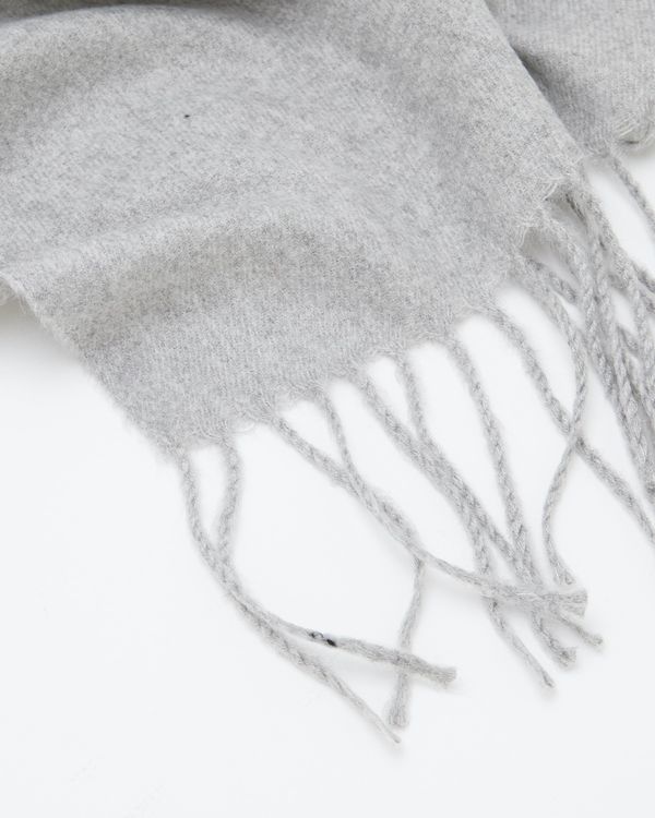 Core Tassel Scarf